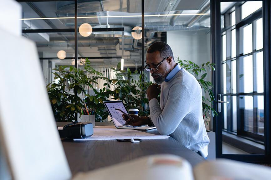Man working in the office