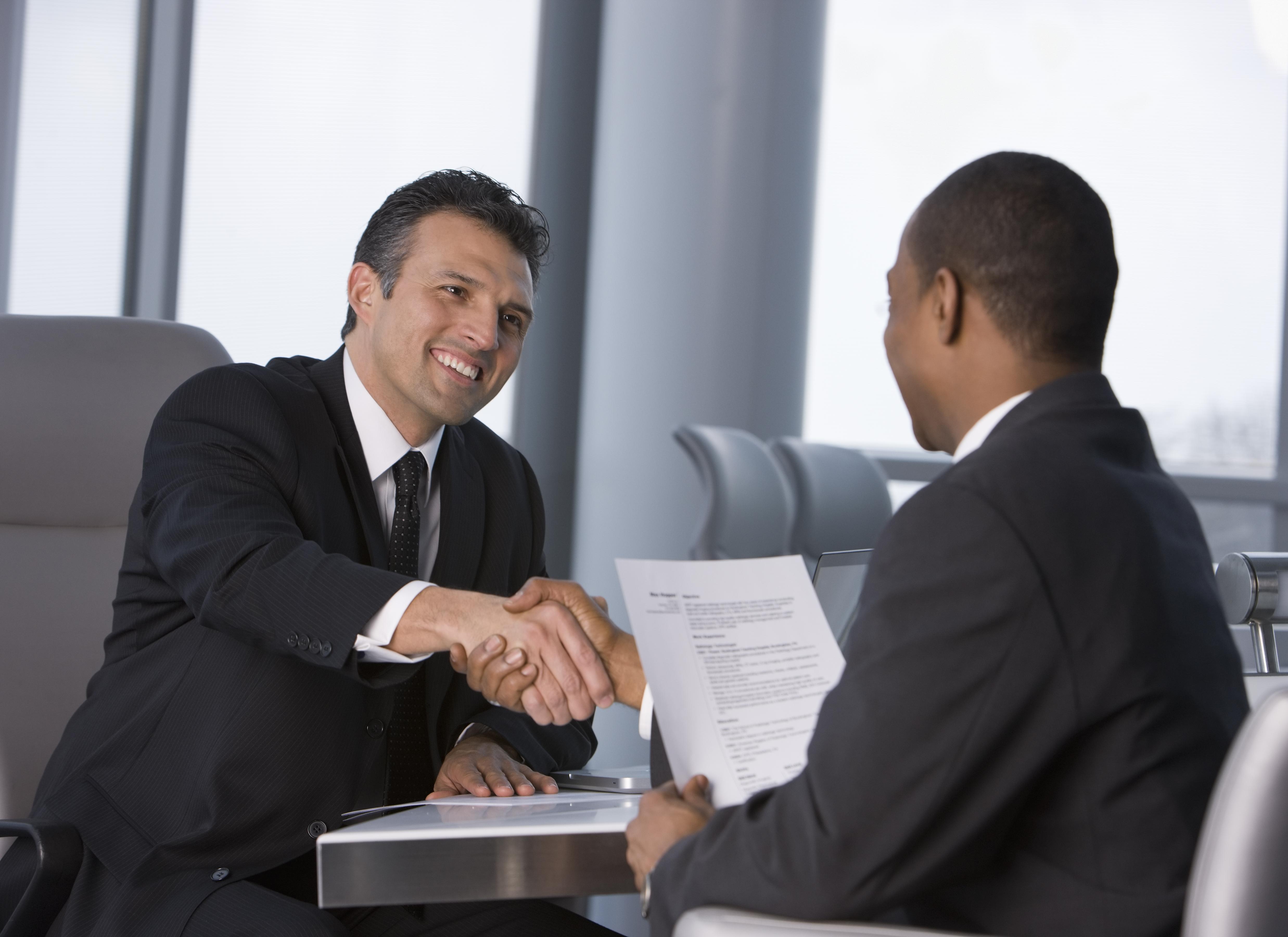 4 Ways to Build an Effective Sales Team