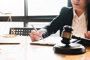 Format Tips: Writing A Lawyer Resume Summary Statement | LiveCareer